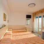 Imperial 3*